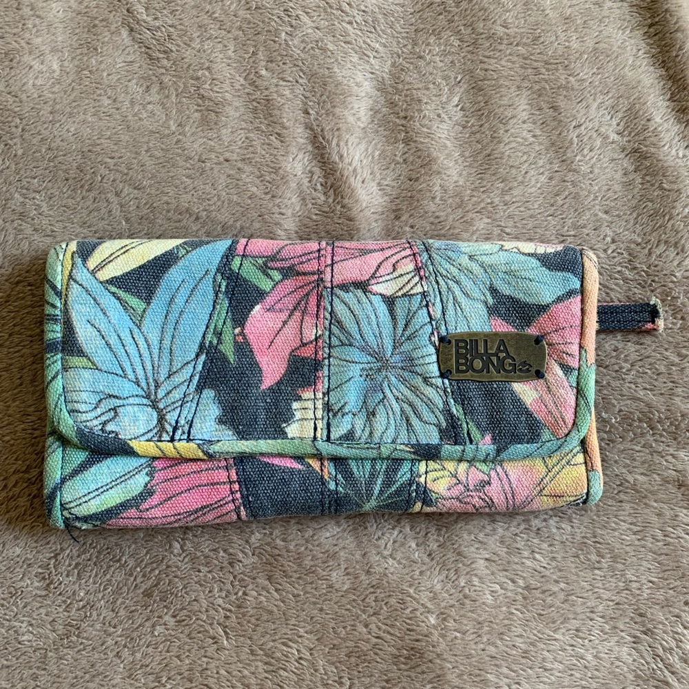Billabong wallet